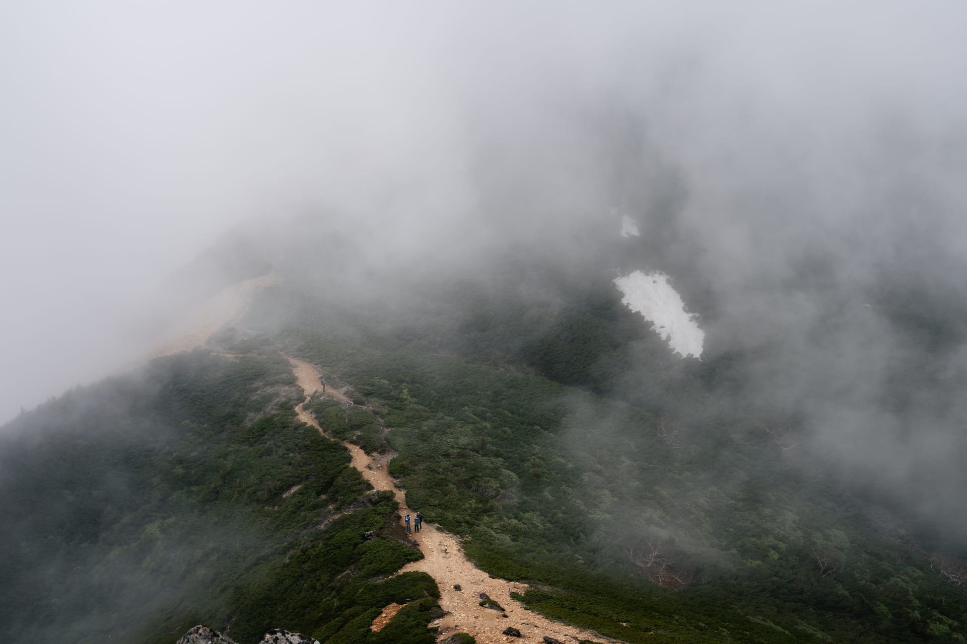 雲の切れ目